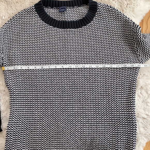GAP Side Zip Tunic Sweater Off White in Black - Medium - Picture 12 of 14